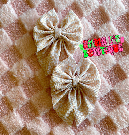 Tan Cheetah - Piggies & Single Bows