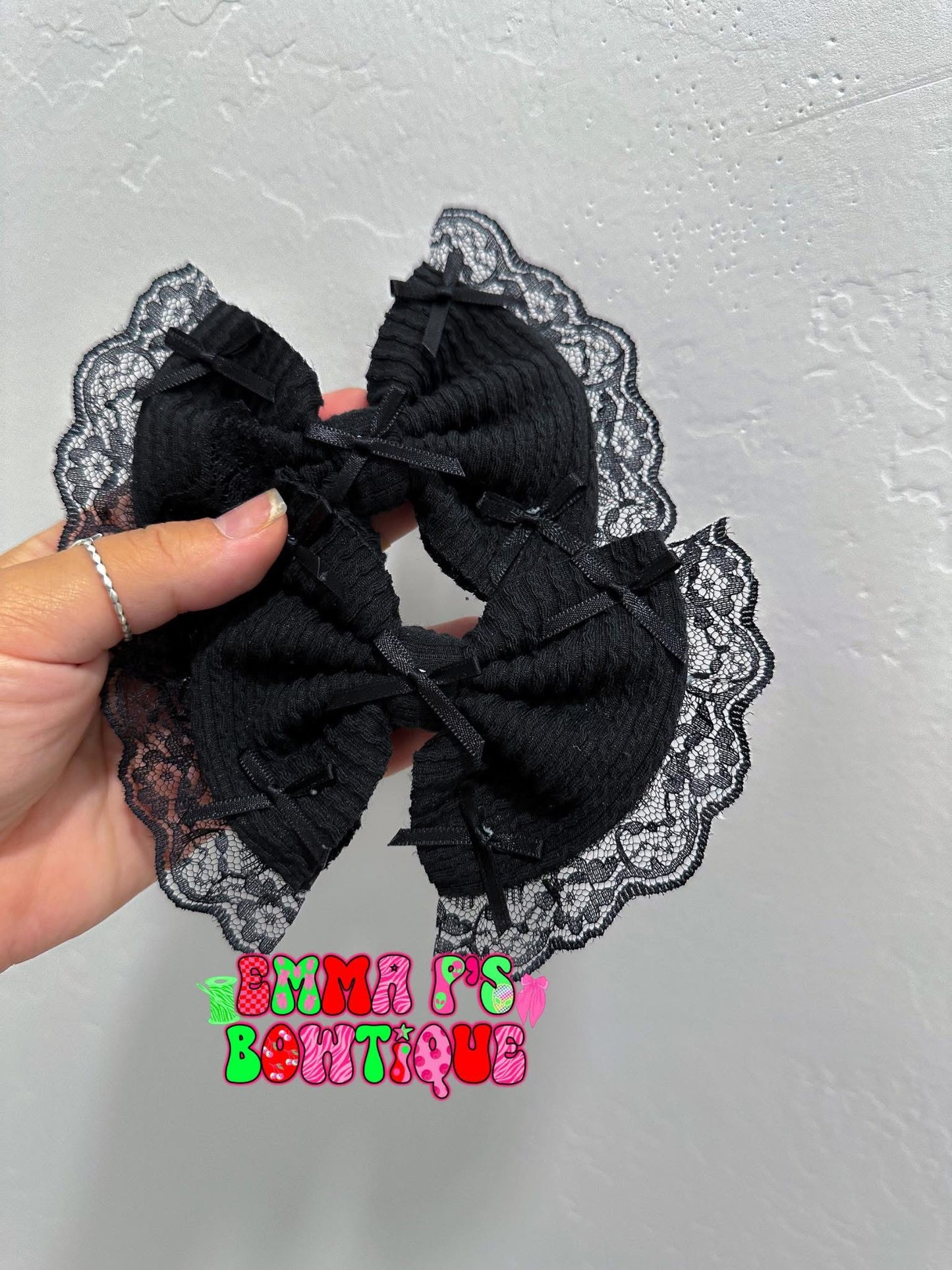 Mystery Bow 🎀✨